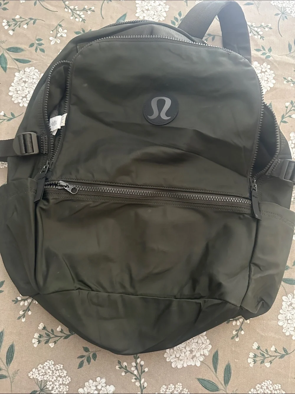lululemon athletica Men's Dark Olive Green Backpack